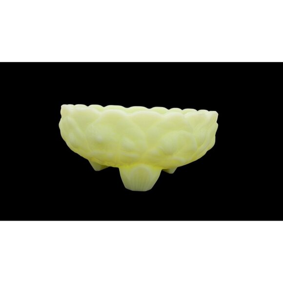 Vintage Fenton Custard Uranium Glass Footed Bowl Water Lilies Scalloped Satin - Picture 9 of 13